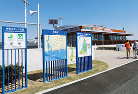 柳島スポーツ公園 ファニチャー 運動公園のサイン・ベンチ等の製作